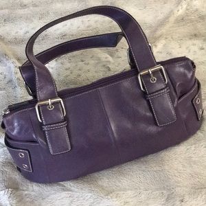 Small Purple purse buckle straps barrel bag retro 90s Y2K vegan Worthington 👾